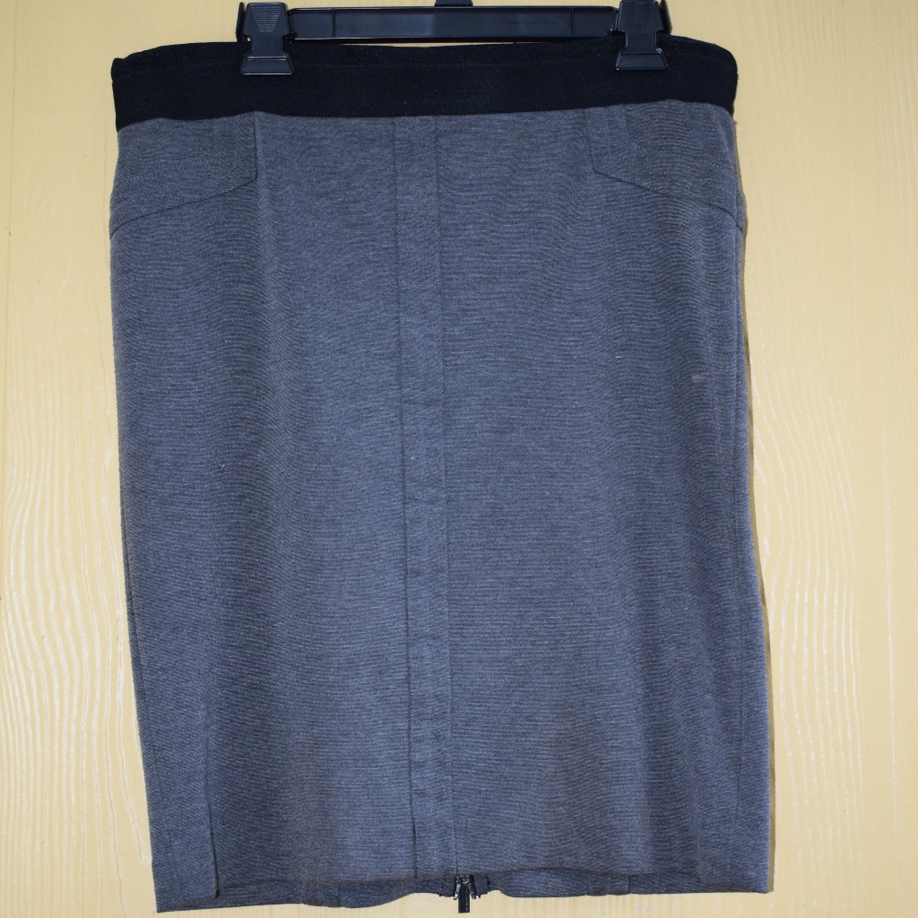 Bcbgmaxazria Grey Ponte Zipper
